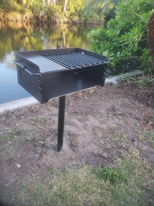 4Br Private Dock, Warm Spring Canal, Kayaks, Canoe Хъдзън Екстериор снимка